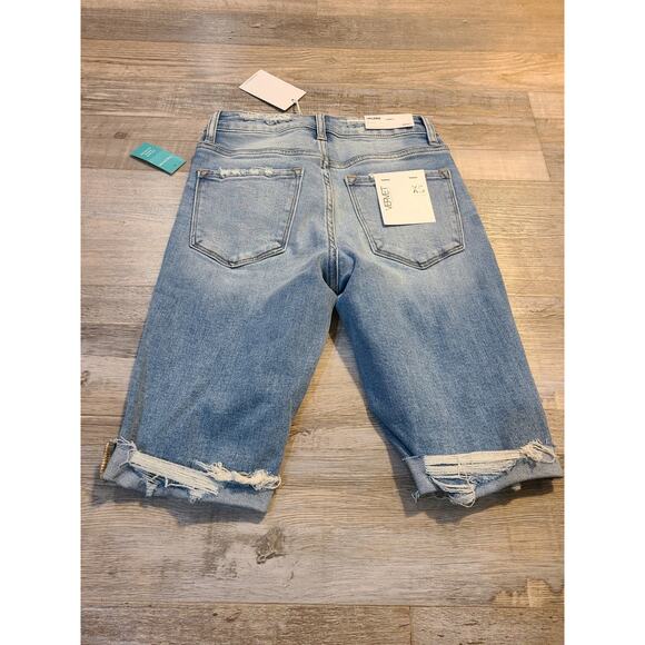 Vervet xs women's distressed cuffed bermuda shorts - Picture 2 of 9